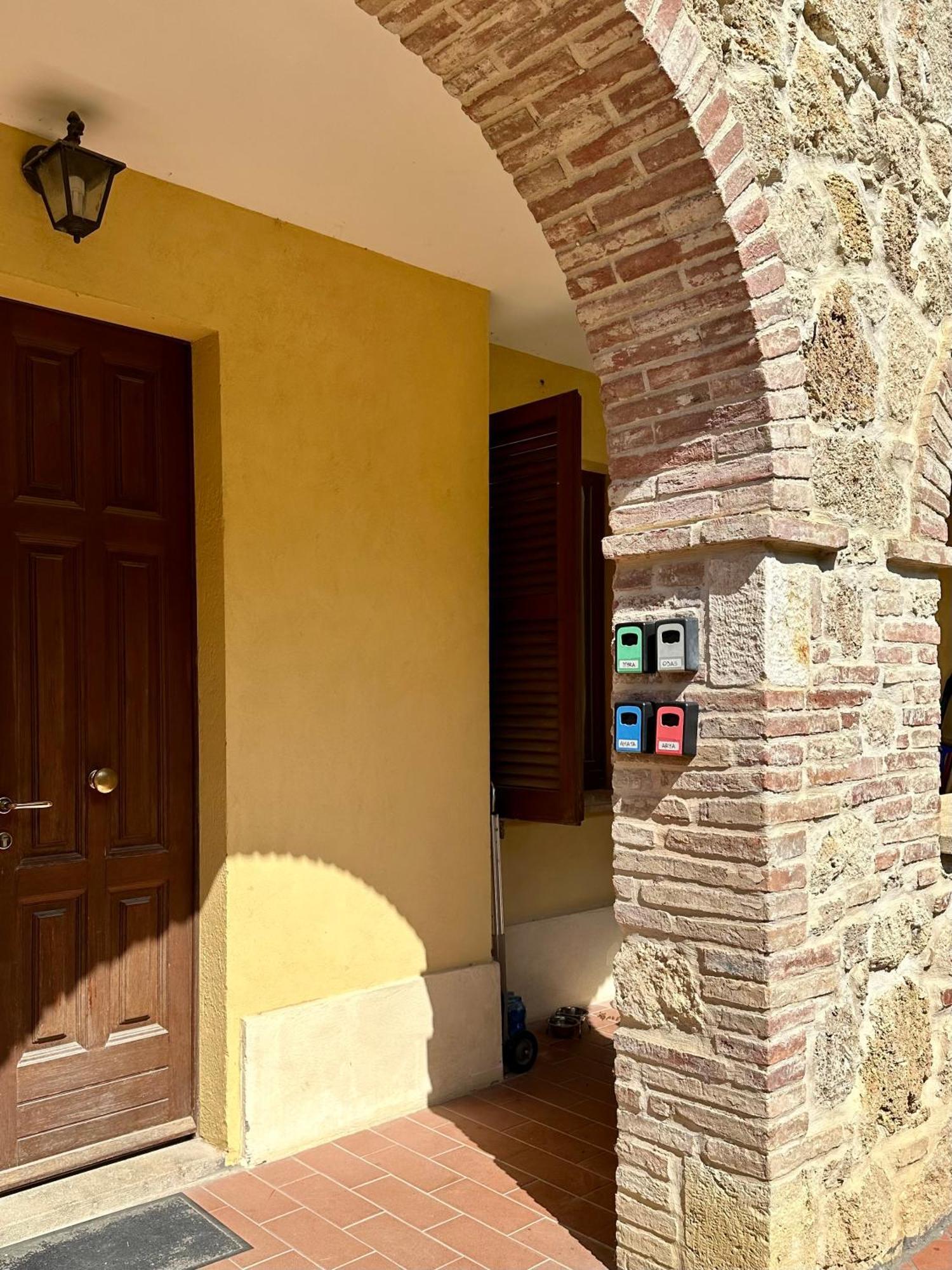 The Grapevine By Manvi Bed and Breakfast Montepulciano Stazione Buitenkant foto